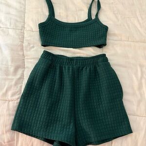 Princess Polly Forest Green Quilted Sports Bra and Shorts Set
